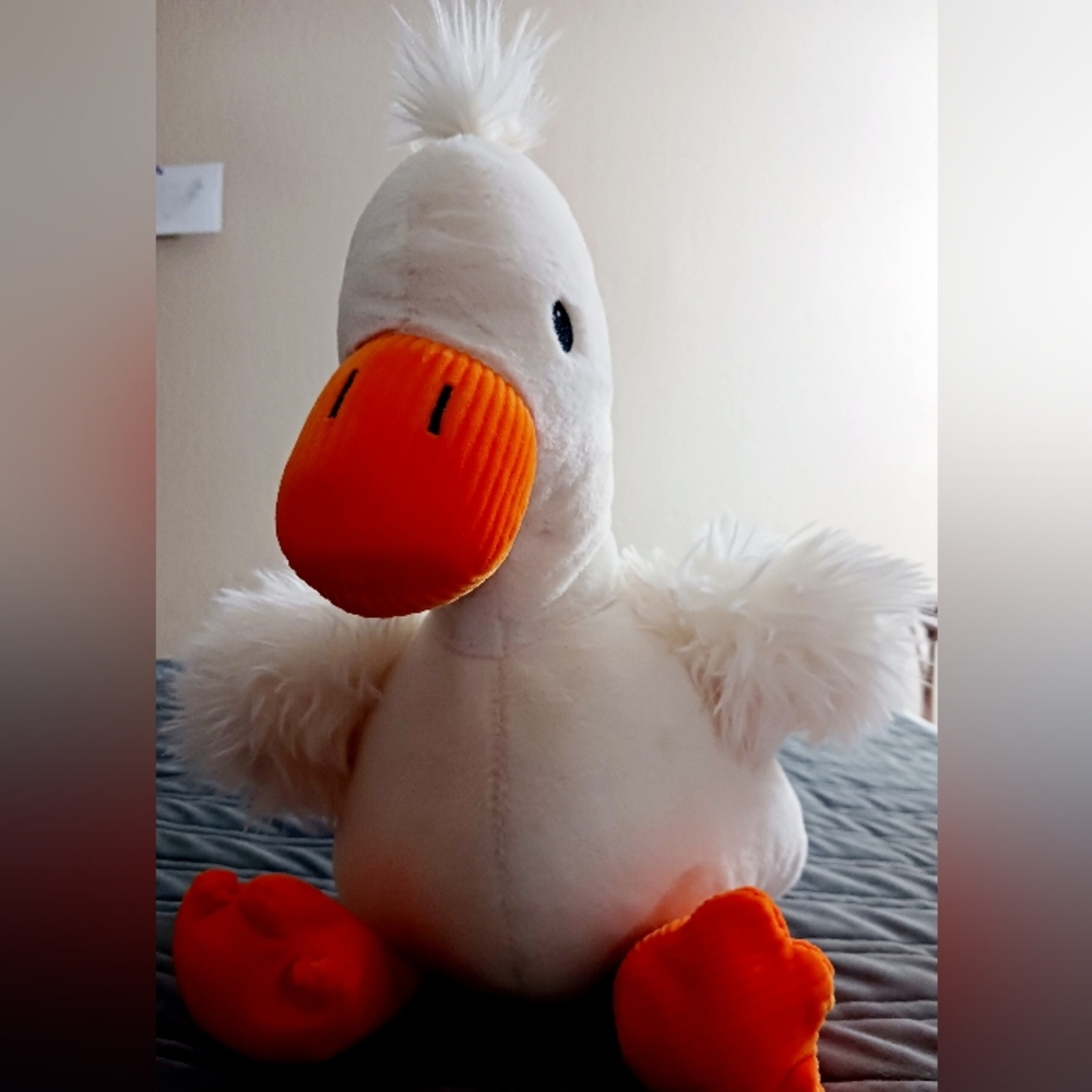 Giggle Scape Target 12" Call Duck Stuffed Animal Plush Toy - Picture 2 of 5